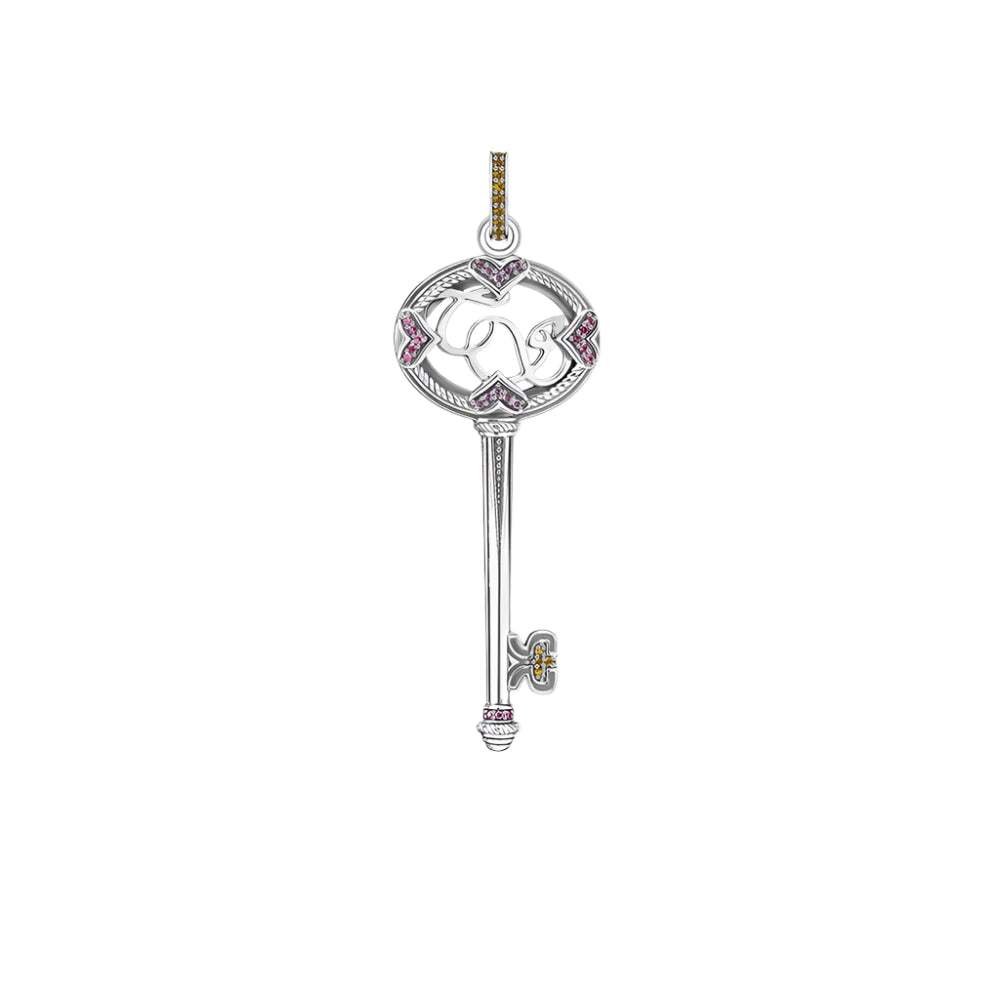 Pendant Richly Ornamented