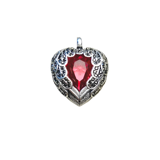 Pendant Wings Red Heart